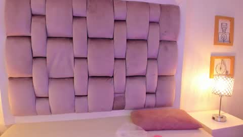 Dannika online show from November 6, 2025, 3:29 am