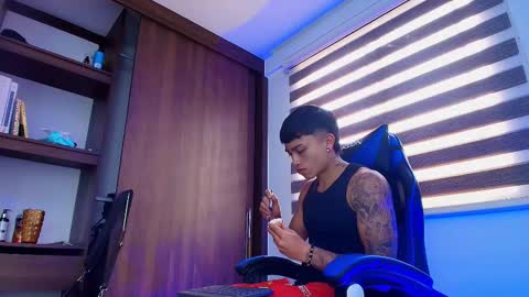 Snapshot of dannte_vel chatting on October 11, 2025, 6:17 pm Maximo online show from October 11, 2025, 6:17 pm