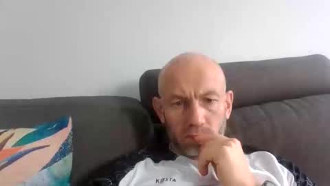 Snapshot of danny81boy chatting on September 19, 2025, 8:05 am danny81boy online show from September 19, 2025, 8:05 am