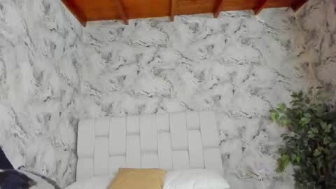 danny_fernandez online show from October 24, 2025, 5:48 am