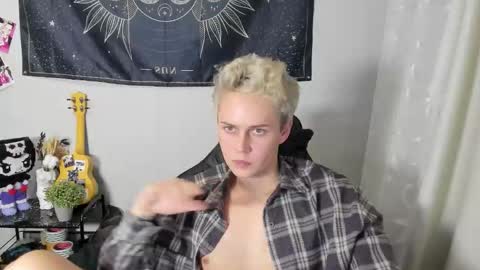 danny online show from November 9, 2025, 6:17 pm