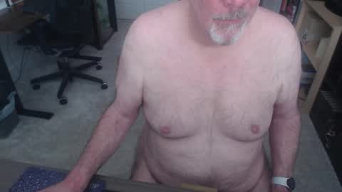 Snapshot of dannybear chatting on January 11, 2026, 6:02 pm Danny bear online show from January 11, 2026, 6:02 pm