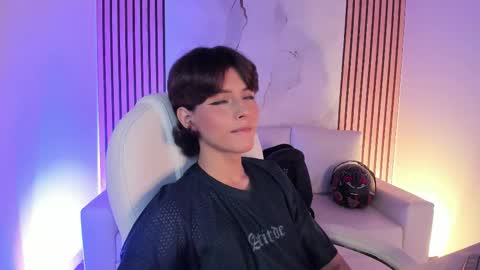 DANNYSA  online show from February 25, 2026, 10:19 pm