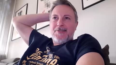 dannythelover65007 online show from April 7, 2026, 7:20 am