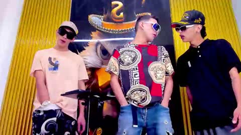 dante_brown1 online show from October 11, 2025, 9:35 pm