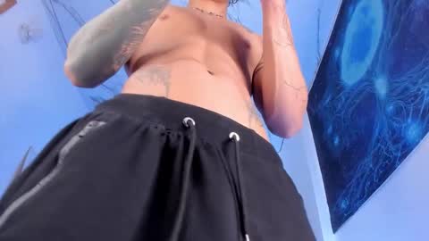 dante_cooper_0 online show from September 29, 2025, 3:22 am