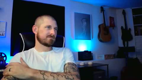 Snapshot of dante_cross_x89 chatting on November 12, 2025, 6:03 am dante_cross_x89 online show from November 12, 2025, 6:03 am