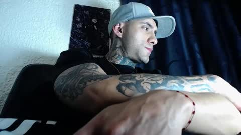 dante_d_angelo_ online show from November 14, 2025, 10:40 pm