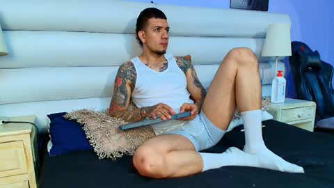 Snapshot of dante_flamee chatting on February 24, 2026, 12:36 pm dante_flamee online show from February 24, 2026, 12:36 pm