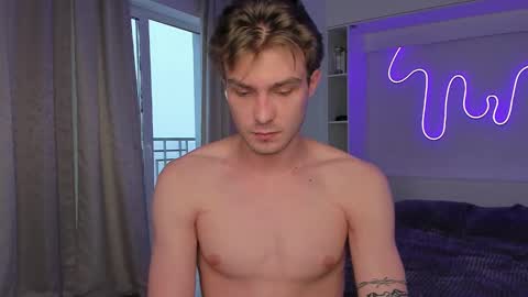 Snapshot of dante_ray chatting on November 18, 2025, 12:31 pm Dante and Ray online show from November 18, 2025, 12:31 pm