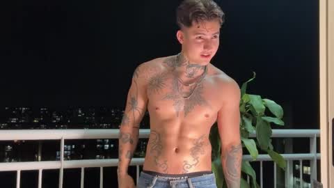 Dante coppola online show from April 10, 2026, 12:38 am