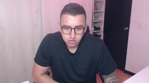 dantevesper online show from April 1, 2026, 3:29 am