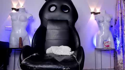 Snapshot of dany_ray20 chatting on February 25, 2026, 1:43 pm dany_ray20 online show from February 25, 2026, 1:43 pm