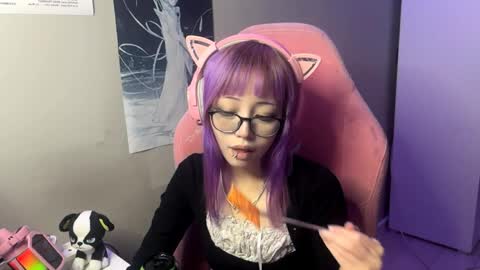 Snapshot of danyelleeyermann chatting on April 7, 2026, 2:28 pm danyelleeyermann online show from April 7, 2026, 2:28 pm