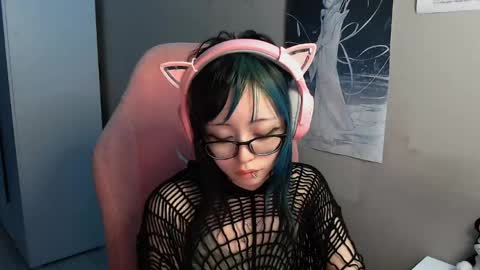 Snapshot of danyelleeyermann chatting on April 16, 2026, 1:01 pm danyelleeyermann online show from April 16, 2026, 1:01 pm