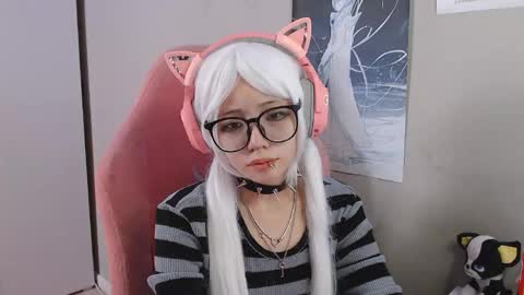 Snapshot of danyelleeyermann chatting on April 27, 2026, 1:09 pm danyelleeyermann online show from April 27, 2026, 1:09 pm