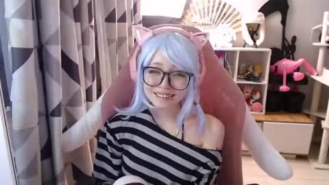 danyelleeyermann online show from July 9, 2026, 1:26 pm