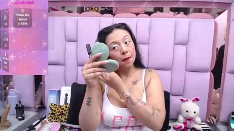 DanySwet online show from December 2, 2025, 6:47 pm