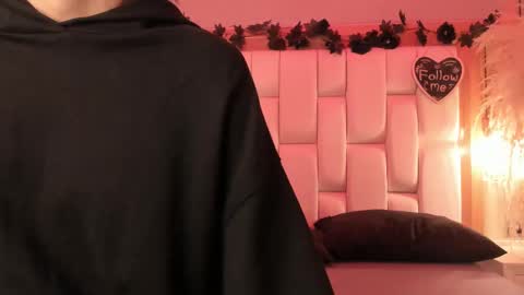 daphne_and_roger online show from February 11, 2026, 10:53 am