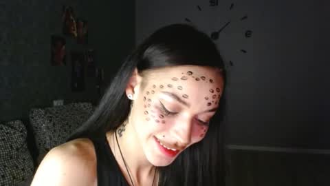 Daphne Darkthorn online show from October 31, 2025, 4:52 pm