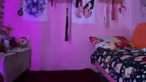 Snapshot of daphneandrade chatting on February 13, 2025, 10:54 pm daphneandrade online show from February 13, 2025, 10:54 pm