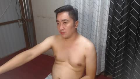 Snapshot of darby1992 chatting on February 22, 2025, 2:30 pm Rob online show from February 22, 2025, 2:30 pm