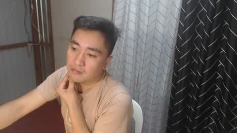 Snapshot of darby1992 chatting on March 2, 2025, 12:32 pm Rob online show from March 2, 2025, 12:32 pm