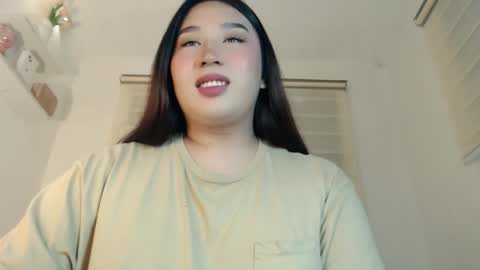 Snapshot of darcy_world chatting on April 29, 2026, 5:52 pm DARCY online show from April 29, 2026, 5:52 pm