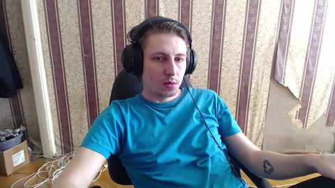 darienlarge online show from October 3, 2025, 11:18 am