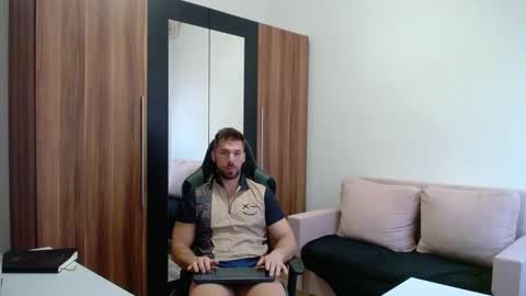 Snapshot of darius_94 chatting on March 9, 2026, 5:22 am darius_94 online show from March 9, 2026, 5:22 am