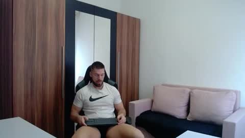 Snapshot of darius_94 chatting on March 21, 2026, 6:18 am darius_94 online show from March 21, 2026, 6:18 am