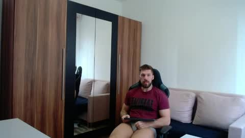 Snapshot of darius_94 chatting on April 11, 2026, 5:45 am darius_94 online show from April 11, 2026, 5:45 am