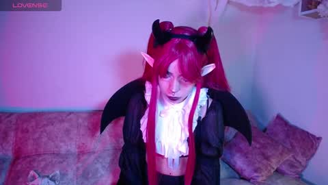 Dark online show from October 31, 2025, 1:45 pm