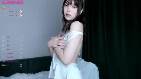 Snapshot of dark_ester chatting on September 12, 2025, 1:55 pm Ester online show from September 12, 2025, 1:55 pm