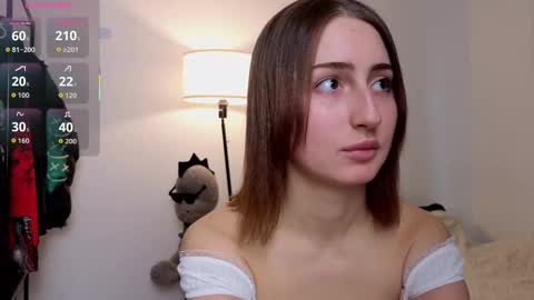 Emily online show from November 14, 2025, 7:18 am