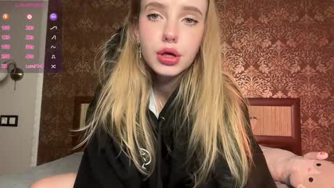 Darkside online show from December 18, 2024, 11:30 pm