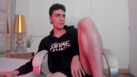 dark_sun333 online show from November 9, 2025, 12:31 am