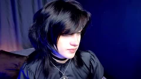 Snapshot of dark_vamp_ chatting on September 29, 2025, 5:07 pm Vamp  online show from September 29, 2025, 5:07 pm