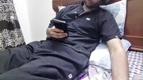 Snapshot of darkbud03 chatting on May 2, 2026, 7:08 pm just a guy online show from May 2, 2026, 7:08 pm