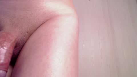  Candy   online show from December 30, 2024, 8:21 am