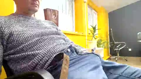 Snapshot of darkdeil chatting on December 27, 2024, 11:06 am darkdeil online show from December 27, 2024, 11:06 am