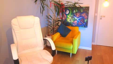 Snapshot of darkmoon____ chatting on December 16, 2024, 2:27 pm darkmoon____ online show from December 16, 2024, 2:27 pm