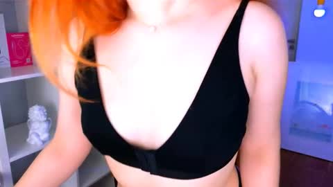 Snapshot of darkmoon____ chatting on December 4, 2025, 4:16 pm darkmoon____ online show from December 4, 2025, 4:16 pm