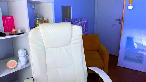 Snapshot of darkmoon____ chatting on January 10, 2026, 6:53 pm darkmoon____ online show from January 10, 2026, 6:53 pm