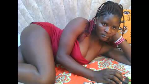 Snapshot of darknipples2 chatting on February 4, 2026, 12:22 pm SHANICE online show from February 4, 2026, 12:22 pm