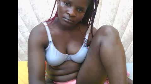 Snapshot of darknipples2 chatting on February 6, 2026, 6:07 am SHANICE online show from February 6, 2026, 6:07 am