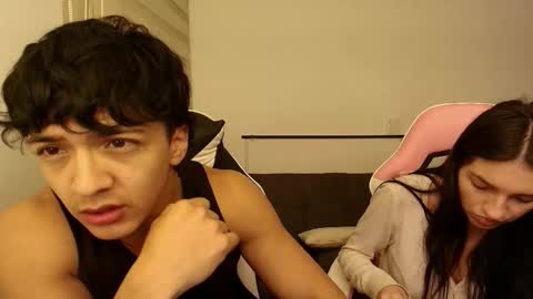 darkpleasuress online show from November 11, 2025, 6:35 am