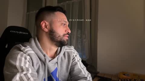 darkschneider_ online show from December 4, 2025, 6:44 am