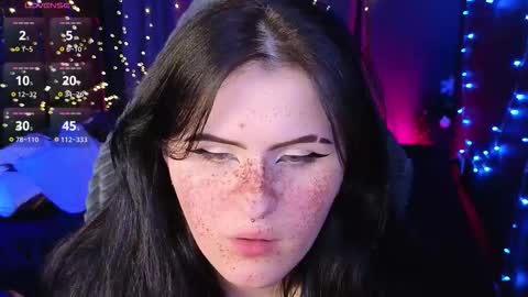 Shine online show from December 17, 2025, 8:48 pm