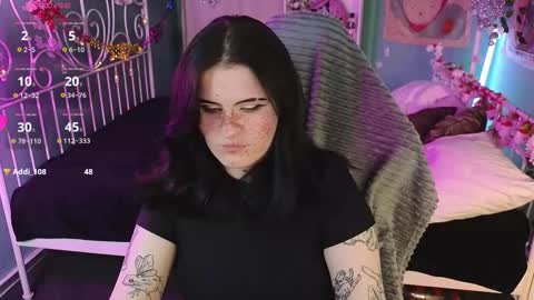 Shine online show from December 22, 2025, 9:45 pm